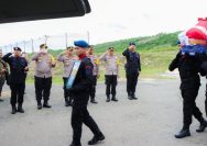 Foto: Jenazah Bripda Alfandi Steve Karamoy korban penembakan KKB Papua tiba di Banggai, Sulteng. (Dok. Istimewa) Baca artikel detiksulsel, "Jenazah Anggota Brimob Korban Penembakan KKB Papua Dipulangkan ke Sulteng" selengkapnya https://www.detik.com/sulsel/hukum-dan-kriminal/d-7152515/jenazah-anggota-brimob-korban-penembakan-kkb-papua-dipulangkan-ke-sulteng.