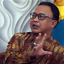 Eks Ketua Komisi Hak Asasi Manusia (HAM), Muhammad Choirul Anam mengapresiasi langkah Kapolri Jenderal Listyo Sigit Prabowo untuk merekrut penyandang disabilitas untuk mengabdi sebagai anggota Polri pada tahun ini.