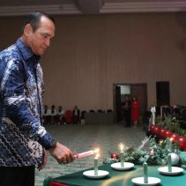 Danlanud Sam Ratulangi Marsma TNI Ramot C.P. Sinaga, S.E., M.Han., menghadiri perayaan Natal Kementerian Hukum dan HAM (Kemenkumham) Sulawesi Utara di Sintensa Peninsula Hotel Manado, Sulawesi Utara. Jumat (5/1/2024).