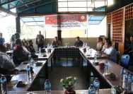 Ngopi bareng Kapolda Sulawesi Utara (Sulut) Irjen Pol Yudhiawan bersilaturahmi dengan sejumlah organisasi kemasyarakatan (ormas) adat Provinsi Sulut, pada Selasa (23/1/2024) sore.