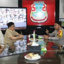 Kunjungi Kantor Walikota Manado, Kapolda Pantau Kota Melalui CCTV dan Cek Ruangan Command Center