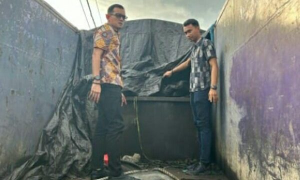 Subdit IV Tindak Pidana Tertentu (Tipidter) Ditreskrimsus Polda Sulut mengamankan sebuah mobil tangki merk Isuzu bertuliskan PT. KEA yang akan memuat BBM jenis solar berjumlah 8.000 liter.