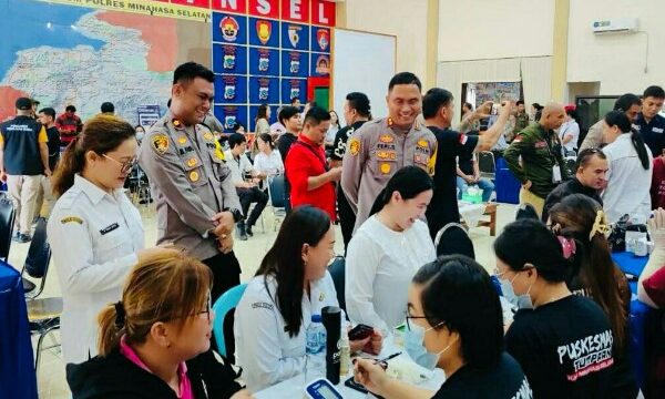 etugas Penyelenggara Pemilu di Minsel Mendapat Pemeriksaan Gratis dari Polri