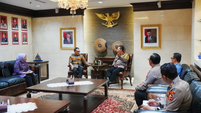 MenPAN-RB dan Kapolri Bertemu Kapolri Bahas Pengisian Jabatan ASN dan Polri