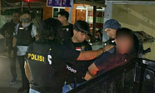 Bawa Sajam Jenis Badik, JW Diamankan Tim Tarsius Polres Bitung