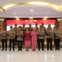 Brigjen Pol Drs. Bahagia Dachi, S.H., M.H. resmi dilantik Kapolda Sulut Irjen Pol Yudhiawan sebagai Wakapolda