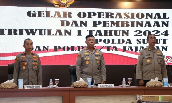 Binopsnal Triwulan I Polda Sulut, Evaluasi Pelaksanaan Tugas dan Bahas Kesiapan Pengamanan Pilkada digelar Polda Sulawesi Utara  Triwulan I Tahun 2024, di aula Tribrata, Selasa (30/4/2024).