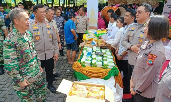 Polda Sulut dan Bhayangkari Berpartisipasi di Bazar yang Digelar Kodam XIII/Mdk