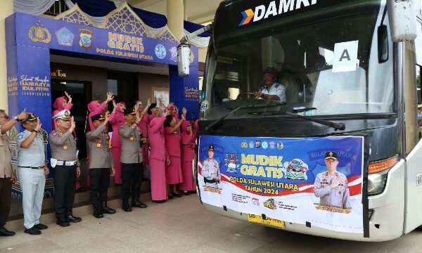 Rombongan Mudik Gratis Lebaran 1445 H Dilepas Kapolda Sulut