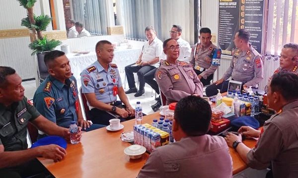 Bidang Profesi dan Pengamanan (Bidpropam) Polda Sulawesi Utara (Sulut) menggelar silaturahmi bersama dengan unsur Polisi Militer (POM) Tentara Nasional Indonesia (TNI), Senin (27/5/2024) siang.