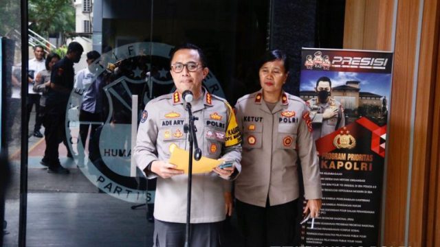 Polda Metro Jaya akan mensiagakan ribuan personel gabungan dalam meengamankan aksin unjuk rasa yang akan digelar oleh sejumlah elemen masyrakat dan buruh pada hari peringatan Hari Buruh Nasional yang jatuh pada tanggal 1 Mei 2024 besok.