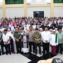 Bersama Wagub Kandouw, Danlanudsri Lepas Jemaah Haji Sulut