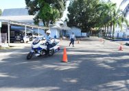 Satuan Polisi Militer (Satpom) Lanud Sam Ratulangi secara rutin melaksanakan latihan teknis pengawalan bermotor di Lapangan Parkir Satpom Lanud Sam Ratulangi, Manado, Sulawesi Utara. Kamis (16/5/2024).