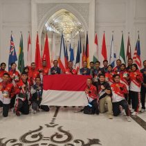Tim Terjun Payung Polri yang tergabung dalam Timnas Terjun Payung Indonesia mengikuti Kejurnas Asia dan Kejuaraan Dunia 5th FAI World Cup Indoor Skydiving and 1st FAI Asian Indoor Skydiving Championships.