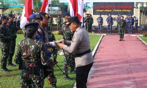 Polda Sulut Gelar Upacara Penyerahan Air Suci Tanah Nyiur Melambai