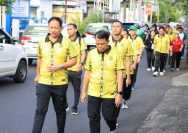Panitia Hari Bakti Adhyaksa Ke-64 Tahun 2024 Kejaksaan Tinggi Sulawesi Utara menggelar Kegiatan Jalan Sehat Bersama, Jumat (19/7/2024).
