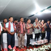 Kasitahwildirga Lanud Sam Ratulangi Letkol Kes Johny Gumansalangi mewakili Danlanud Sam Ratulangi Marsma TNI Ramot C.P.Sinaga, S.E., M.Han., menghadiri Acara Perkemahan Karya Pemuda Gereja (PKPG) Sinode Gereja Masehi Injili di Minahasa (GMIM) Tahun 2024 di Desa Laikit Dimembe, Minahasa Utara, Sulawesi Utara. Selasa (2/7/2024).