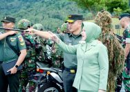 Pangdam XIII/Merdeka Mayjen TNI Candra Wijaya, melaksanakan Kunjungan Kerja ke Batalyon Infanteri 712/Wiratama dalam rangka pengecekan Prajurit dan Pangkalan, bertempat di Jl. Loreng, Kel. Bailang, Kecamatan Bunaken, Kota Manado, Sulawesi Utara. Kamis (11/7/2024).