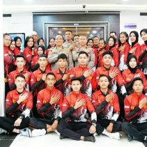 Irjen Pol Dedi Prasetyo melepas kontingen atlet Taekwondo Polri yang akan mengikuti kejuaraan Taekwondo Malaysia dan Thailand Terbuka, Selasa, 30 Juli 2024,