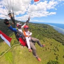 Fun Fly Semarak Kemerdekaan Republik Indonesia Ke-79, Federasi Aero Sport Indonesia (FASI) Provinsi Sulawesi Utara bersama Forkopimda.