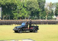 Lantik, Wakapolri Komjen Pol Agus Andrianto didampingi Kalemdiklat Polri, Komjen Pol Purwadi Arianto, Asisten Kapolri Bidang Sumber Daya Manusia, Irjen Pol Dedi Prasetyo, Kapolda Jawa Barat Irjen Pol. Akhmad Wiyagus dan sejumlah Pejabat Utama Mabes Polri.