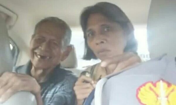 Cerita, Aksi humanis ditunjukkan Aiptu Jhonly Samadi saat melaksanakan tugas patroli. Personel Polri yang bertugas di Satuan PJR Ditlantas Polda Sulut ini membantu oma dan opa yang tersesat saat akan mencari saudaranya di sekitar Jalan Ringroad Manado.