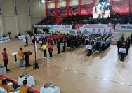 Kapolda Sulawesi Utara Irjen Pol Yudhiawan membuka pertandingan bola voli dalam rangka Kapolri Cup zona 6 di Gedung KONI, Sario Manado, Rabu (21/8/2024).