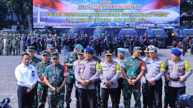 Siap, TNI-Polri menggelar apel gelar pasukan gabungan dalam rangka pengamanan kunjungan Paus Fransiskus dan kegiatan International Sustainability Forum (ISF) 2024 di Jakarta.