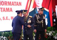 Pemberian Tanda Kehormatan BBU Wujud Komitmen Kokohnya Sinergisitas TNI-Polri 