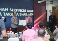 Polri mempersiapkan SMA Taruna Kemala Bhayangkara sebagai SMA unggulan.