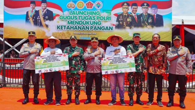 Kapolri - Panglima TNI Luncurkan Gugus Tugas Polri, Dukung Program Swasembada Pangan