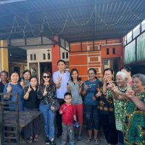 Masyarakat Minahasa kini memiliki slogan baru yang menggambarkan harapan mereka terhadap pasangan calon (paslon) Susi Sigar dan Perly Pandeiroot.