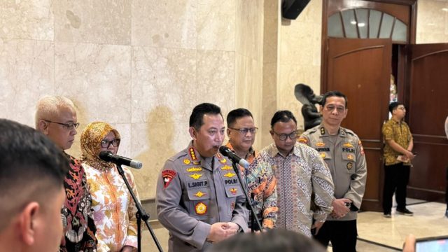 Kapolri Jenderal Pol. Listyo Sigit Prabowo mengapresiasi komisioner Komisi Kepolisian Nasional (Kompolnas) periode 2020–2024 yang memasuki masa purnatugas, karena sesuai tugas dan fungsinya telah menjadi salah satu komponen pengawas utama bagi Polri.
