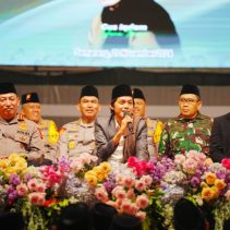Kapolri Jenderal Polisi Drs. Listyo Sigit Prabowo dan Panglima TNI Jenderal Agus Subiyanto menghadiri doa bersama lintas agama, TNI, Polri