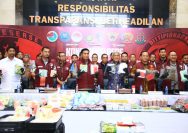 Berbagai macam jenis narkotika dan obat-obatan terlarang yang jumlahnya fantastis dirilis oleh Bareskrim Polri, Jumat (1/11/2024).
