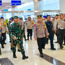 Kapolri Jenderal Polisi Drs. Listyo Sigit Prabowo meminta seluruh jajaran untuk mempersiapkan pelayanan mudik libur Natal 2024 dan Tahun Baru 2025 (Nataru) dilakukan sebaik-baiknya.