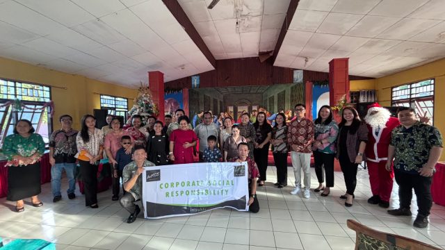 Grand Whiz Megamas Manado dan Whiz Prime Hotel Megamas Manado Semangat Sambut Natal