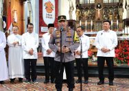 Kapolri Jenderal Polisi Drs. Listyo Sigit Prabowo mengucapkan Selamat Natal 2024 kepada seluruh umat Kristiani di Indonesia.