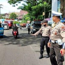 Polresta Manado Lakukan Rekayasa Lantas untuk Antisipasi Kepadatan di Malam Tahun Baru 2024/2025