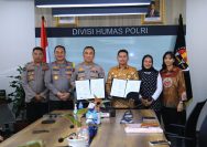 Divisi Humas Terima Hibah Dari PT MITN