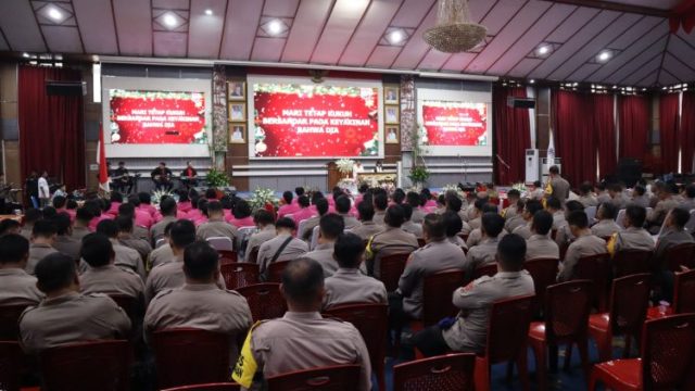 Polresta Manado Rayakan Natal
