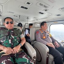 Kapolri dan Panglima TNI dan Para Menteri Pantau Jalur Mudik via Udara