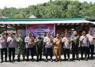 Kapolda Sulawesi Utara Irjen Pol Roycke Harry Langie didampingi Wakapolda Brigjen Pol Bahagia Dachi, sejumlah PJU Polda dan Pengurus Bhayangkari Sulut melakukan kunjungan kerja ke Polres Kepulauan Sangihe, Senin (13/1/2024).