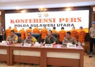 Polisi menangkap tersangka kasus keributan di 2 lokasi di Kota Manado, yaitu di Kelurahan Banjer dan Kelurahan Wawonasa.