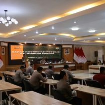 Polda Sulawesi Utara menggelar Rapat Koordinasi Program Ketahanan Pangan bersama instansi terkait, di aula Tribrata Polda Sulut, Selasa (18/2/2025).