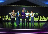 Polri berhasil menyabet ranking pertama kategori booth terfavorit di pameran Kampung Hukum 2025 yang diselenggarakan Mahkamah Agung.