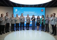 Kadivhumas Polri, Irjen. Pol. Sandi Nugroho, bersama jajaran melaksanakan media visit ke Kompas Gramedia.