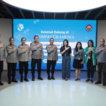 Kadivhumas Polri, Irjen. Pol. Sandi Nugroho, bersama jajaran melaksanakan media visit ke Kompas Gramedia.