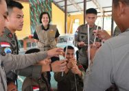 Tim Psikologi Subsatgas Banops Damai Cartenz-2025 menggelar Pelatihan Psikologi dan Penguatan Mental bagi personel operasi di Posko Sektor Timika, pada Rabu (5/2/2025).