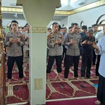 Polda Sulut Gelar Sholat Ghaib dan Doakan Personel Polsek Way Kanan Lampung yang Gugur dalam Tugas